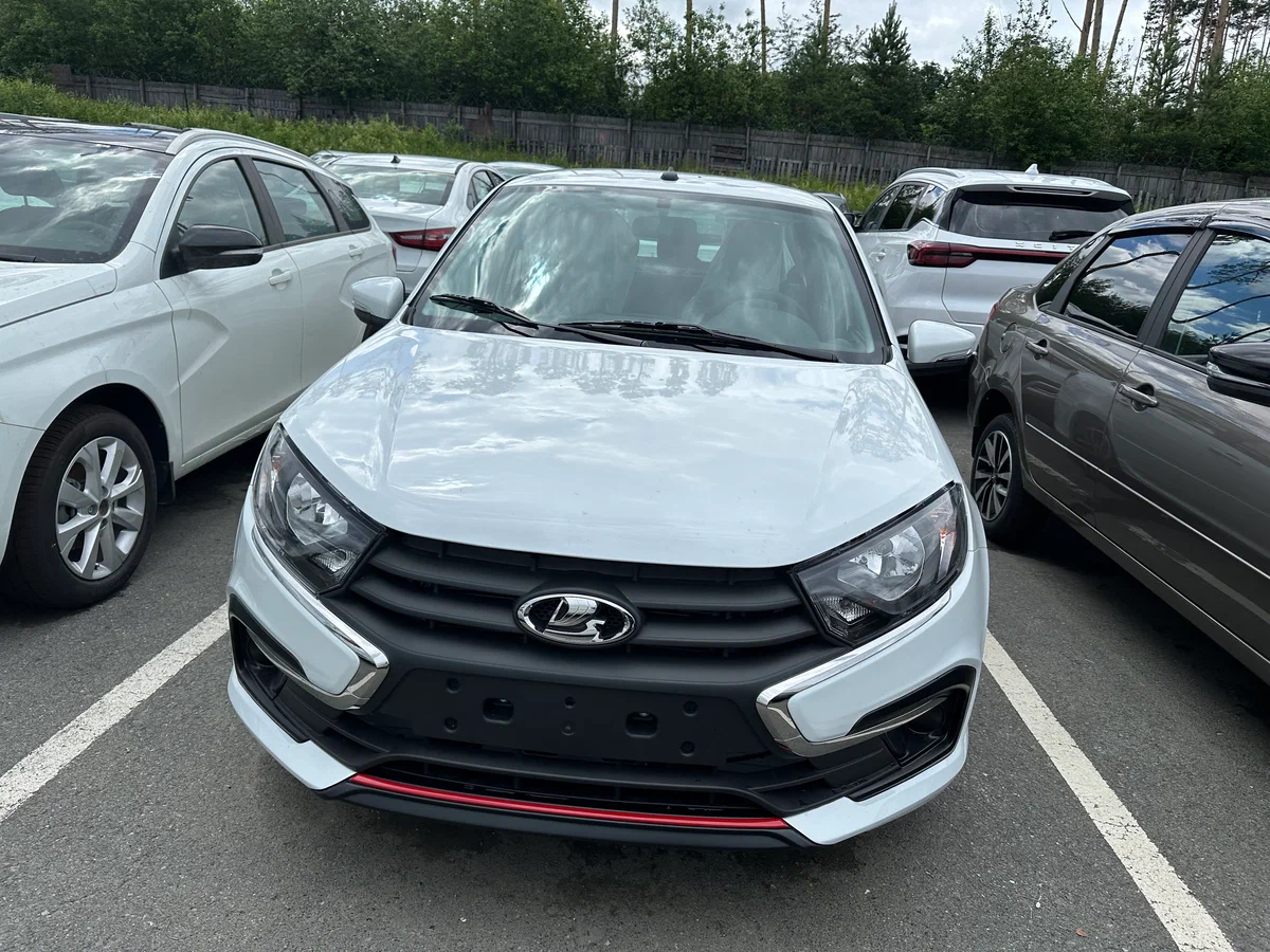 Lada Granta Sportline в Москва - фото №2