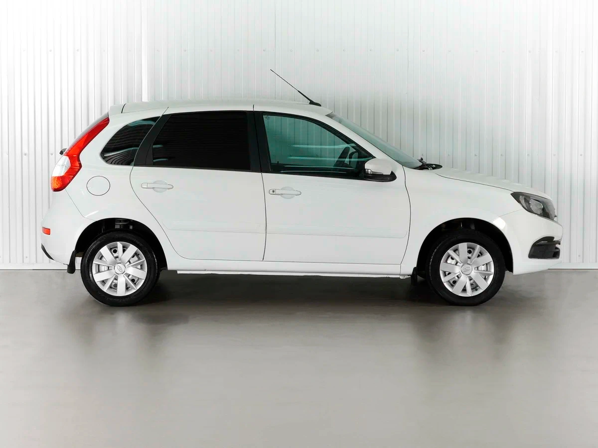 Lada Granta Хэтчбек в Москва - еще фото